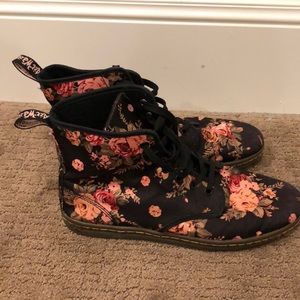 Dr. Marten’s Shoreditch Floral Canvas Boots
